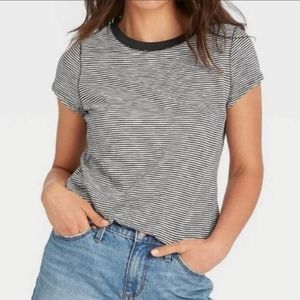 Universal Thread Striped Crewneck Tshirt NWT